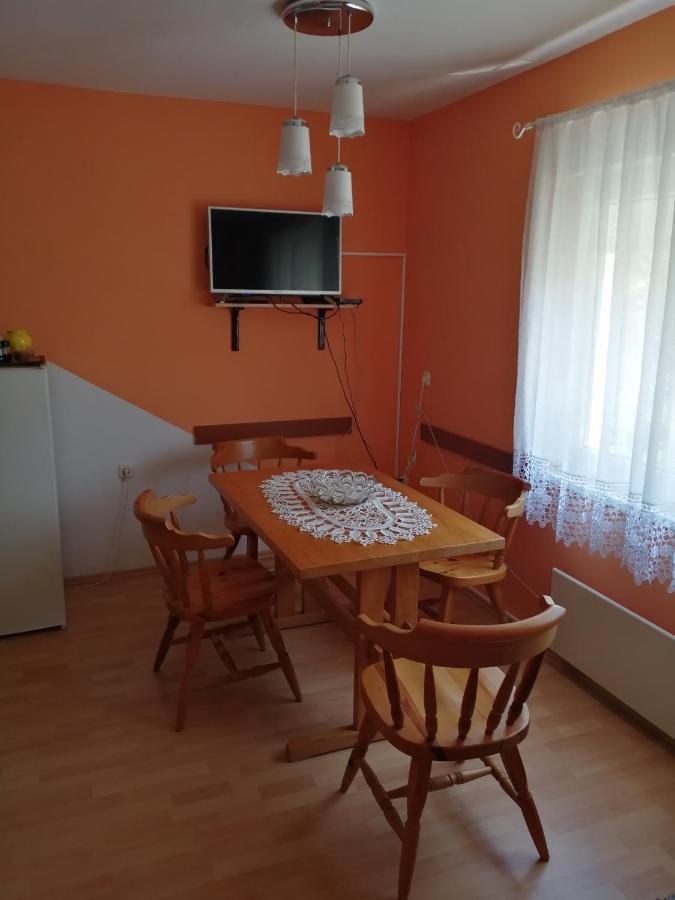 House Natali Apartment Vrhovine Exterior photo